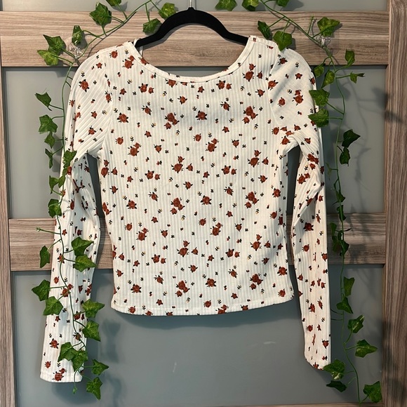 Forever 21 Tops - Floral Brand New Long Sleeve Top - Fair/Soft Core - Great condition!